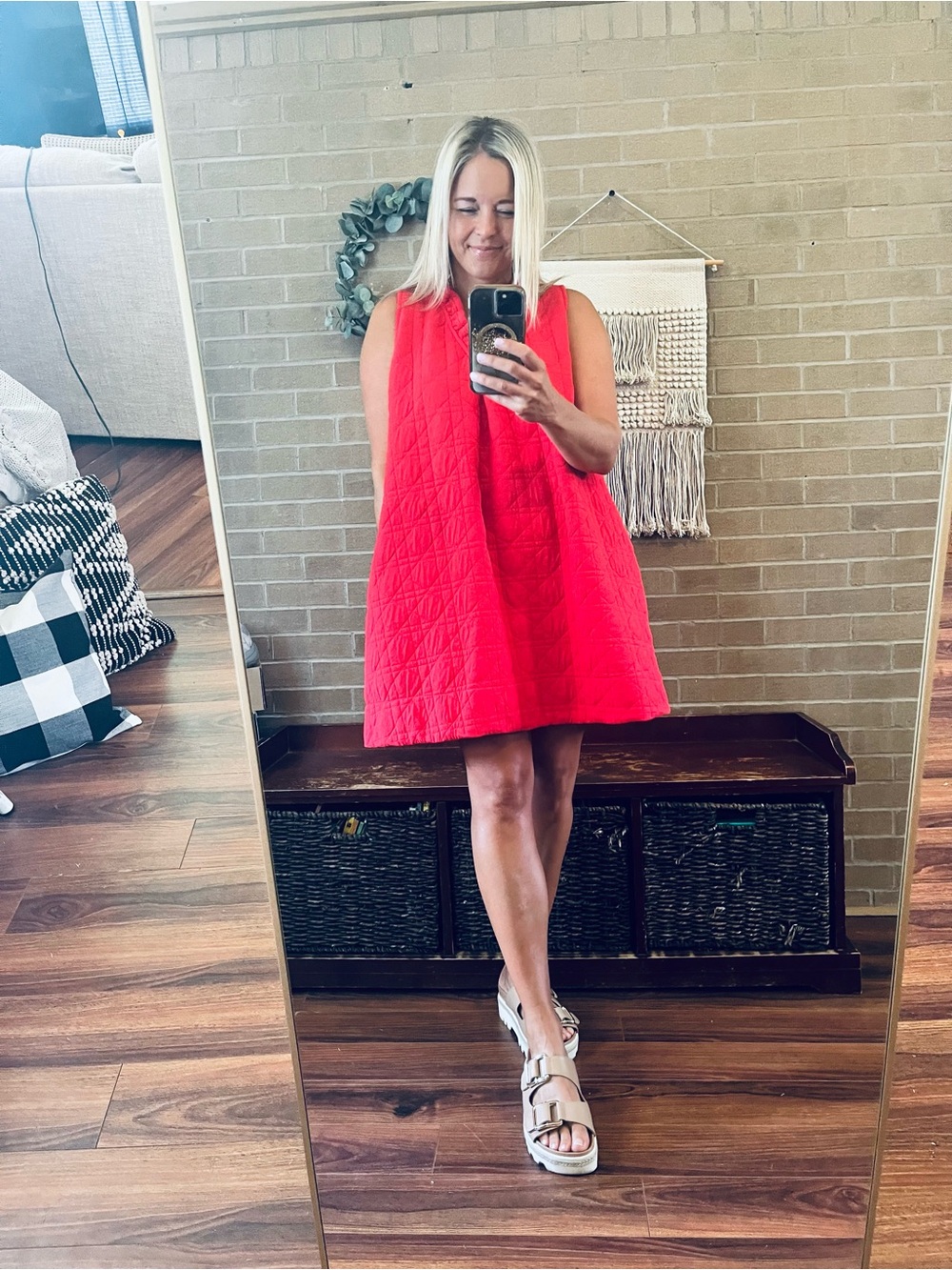 entro Red Quilted Ruffle V-Neck Mini Dress
